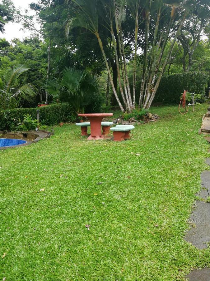 Pochote Lodge Guayabo  Bagian luar foto