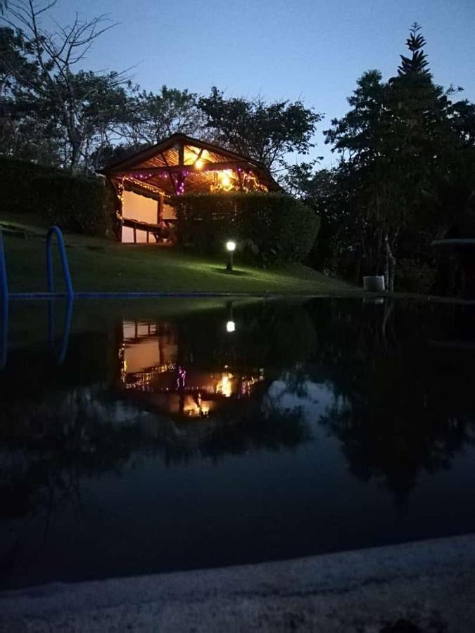 Pochote Lodge Guayabo  Bagian luar foto