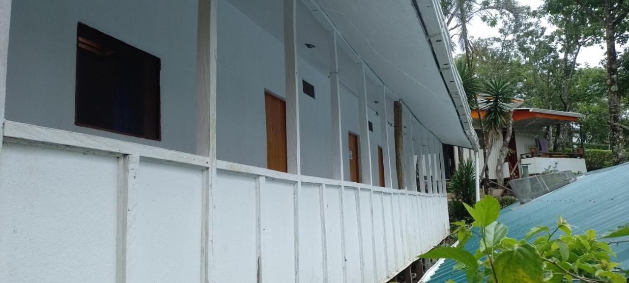 Pochote Lodge Guayabo  Bagian luar foto