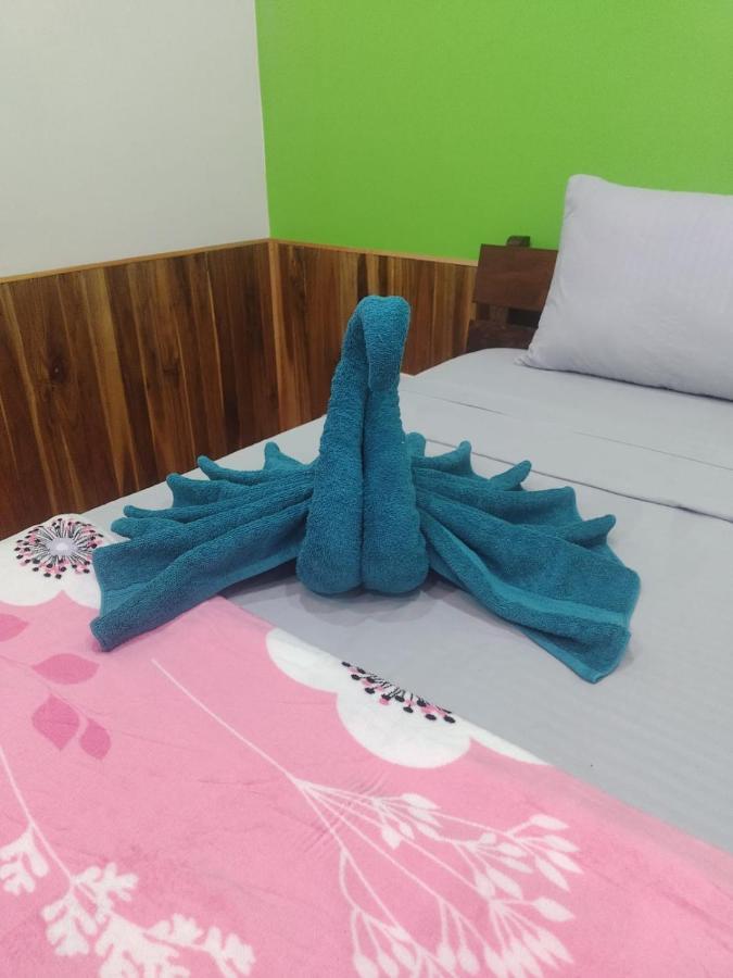 Pochote Lodge Guayabo  Bagian luar foto